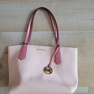 Michael Kors Pink Medium hand bag great shape!